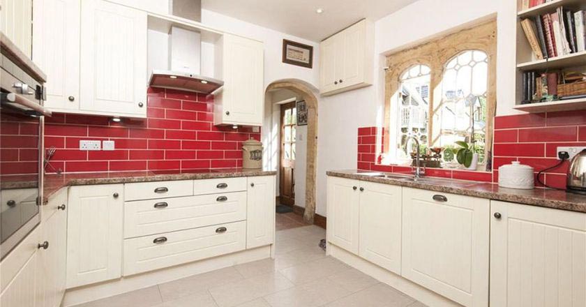 Этот крошечный замок в Англии на самом деле является домом, и мы приглашением вас взглянуть на него изнутри самый маленький замок Англии, крошечный замок, замок дом, Molly's Lodge