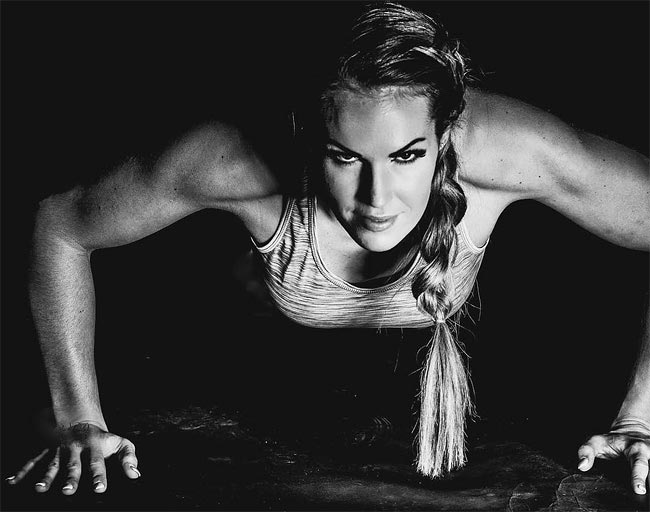 Ганн Нартен — самая горячая пожарница в мире, которая разожгла огонь в наших сердцах Ганн Нартен, Gunn Narten, женщина-пожарный фото, пожарница