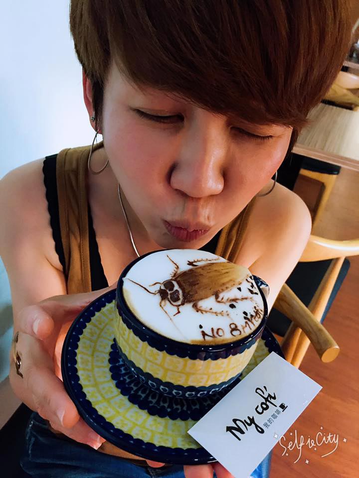 таракан кофе,рисунки молочная пена скульптуры из молочной пены пены