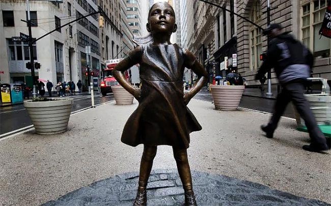 памятник Бесстрашной девочке, бесстрашная девочка на Уолл-стрит, Fearless Girl