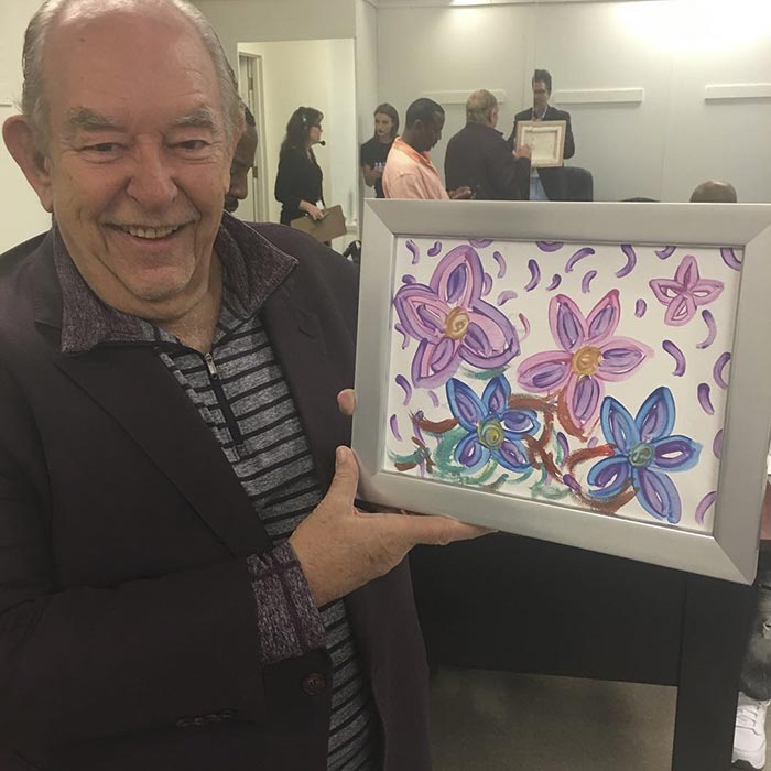 Бритни Спирс продала свою незамысловатую картину за $ 10 000, и вы только взгляните на неё картина Бритни Спирс, Бритни Спирс рисует картину, Бритни Спирс продала картину, Бритни Спирс рисует картину видео