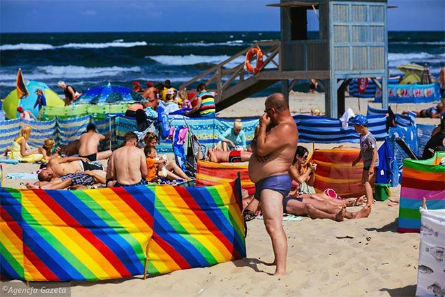 ограждения пляжи в Польше, поляки любят ограждения, ограждения на польских пляжах