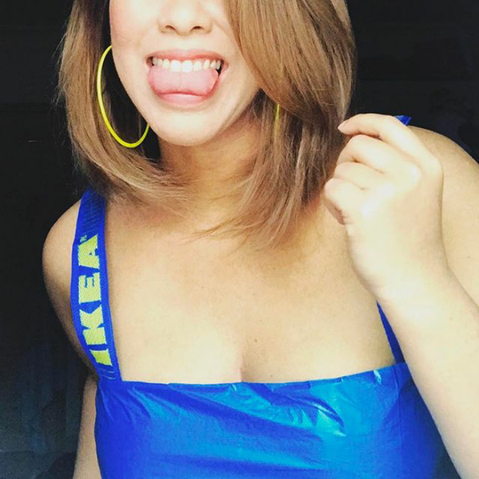 Люди делают одежду из 99-центовых сумок IKEA, и она выглядит действительно круто одежда из сумки Ikea, люди делают вещи из сумки икея за 99 центов