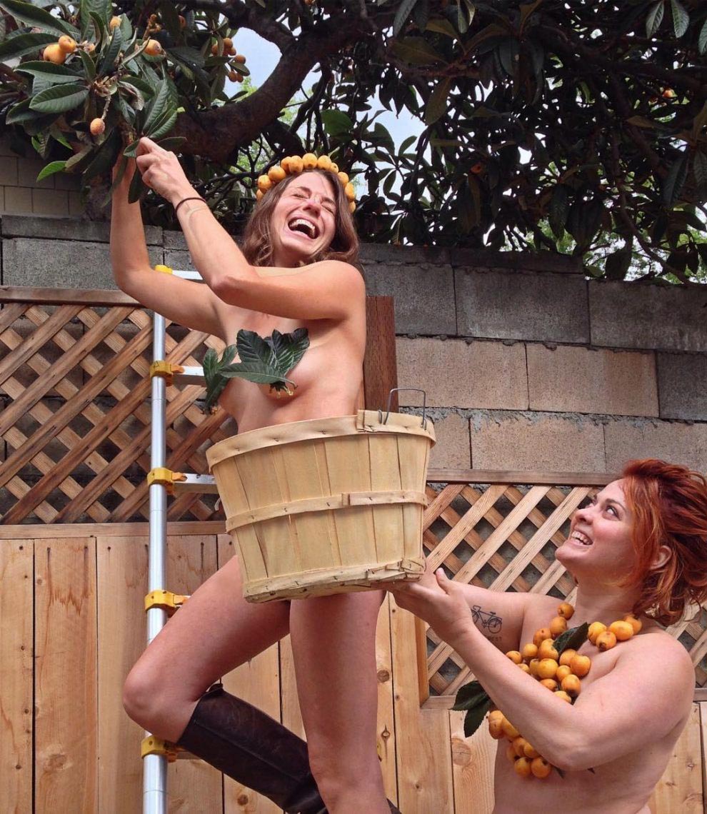 Всемирный день голого садовода, World Naked Gardening Day