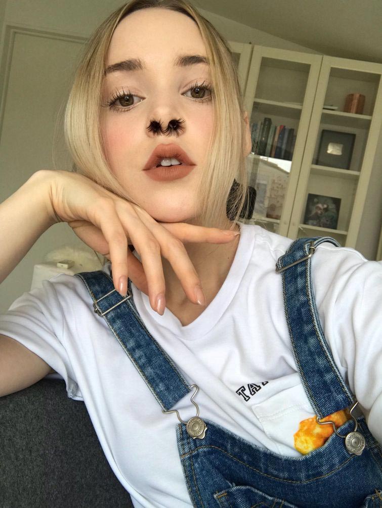 наращенные волосы в носу, нарощенные волосы в носу, искусственные волосы в носу