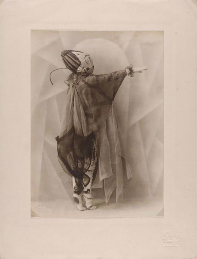 Лавиния Шульц, Вальтер Хольдт, сумасшедшие костюмы, пара немецких танцоров