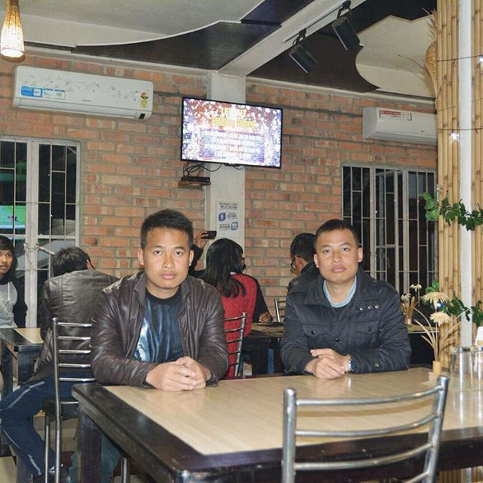 двойники среди обычных людей, люди случайно встретившие своих довйников