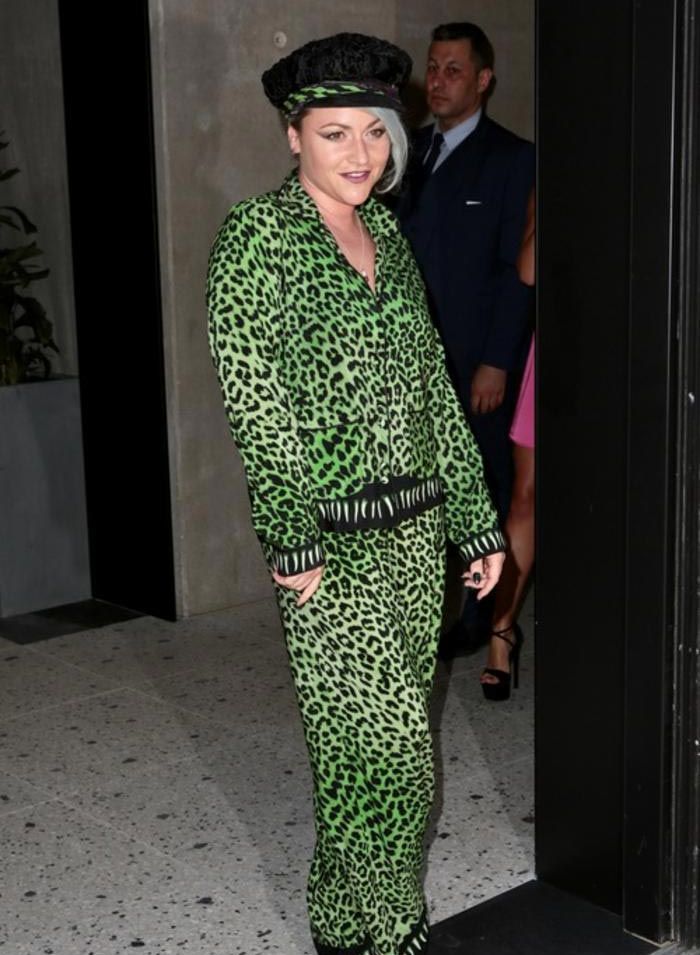 нелепые наряды звёзд, самые безвкусные наряды знаменитостей