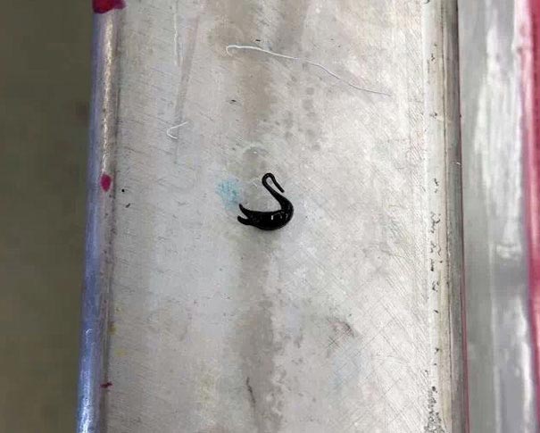 пятна от жидкости, пятно похожее на, пятна похожие на нечто другое