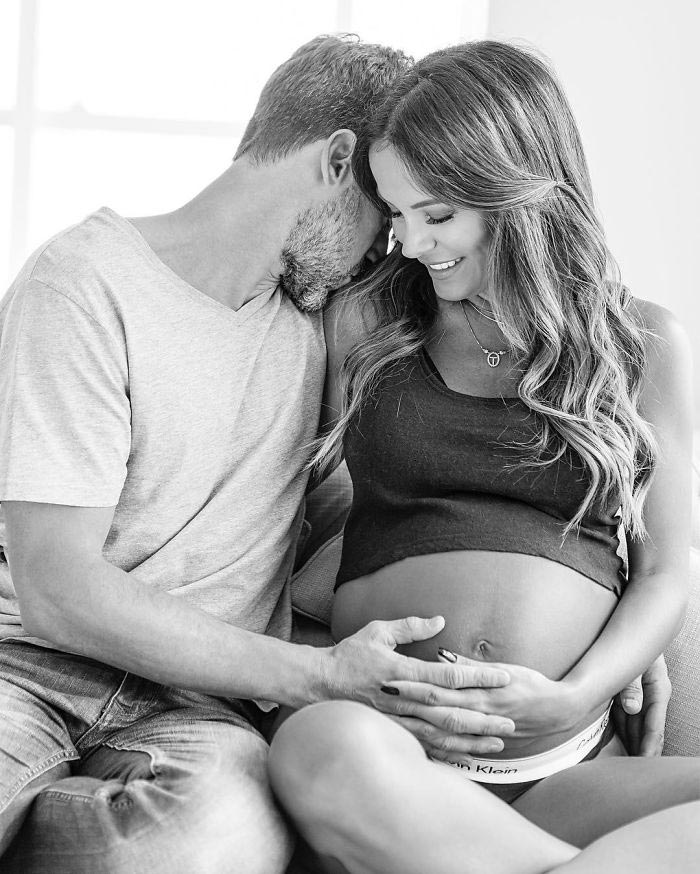 фото сразу после кесарева сечения, селфи с новорожденным ребёнком