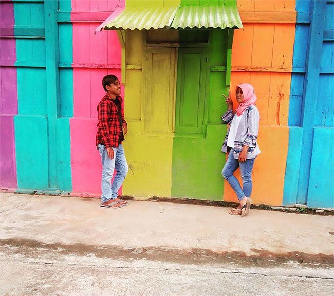 радужная деревня в Индонезии, Кампунг Пеланги, Kampung Pelangi