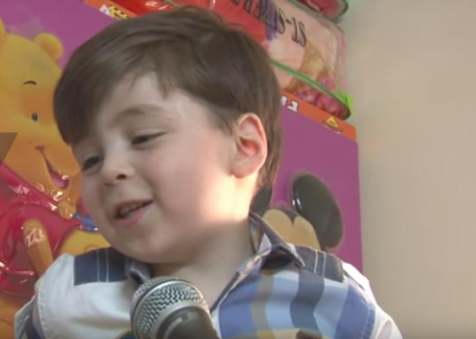 раненый сирийский мальчик сегодня, как сейчас выглядит сирийский мальчик