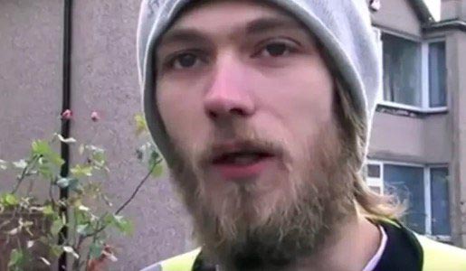 Вот как будут выглядеть зубы, если не чистить их 20 лет парень не чистил зубы 20 лет, что будет если не чистить зубы 20 лет