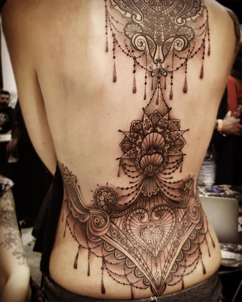 женские татуировки, женская татуировка на руке, тату кружева, Марко Манзо, Marco Manzo