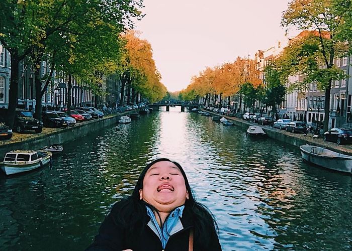 девушка борется с «идеальными» фотографиями из социальных сетей, Мишель Лю