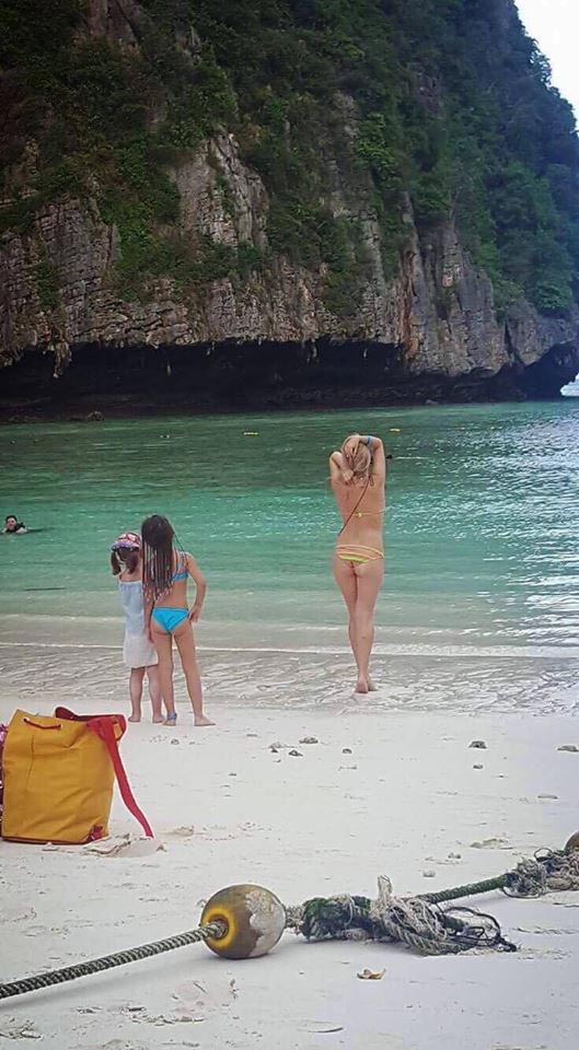 Инстаграм-бойфренды, или парни, которых девушки используют вместо селфи-палки Инстаграм-бойфренды, парни селфи-палки, парни фотографируют девушек Instagram