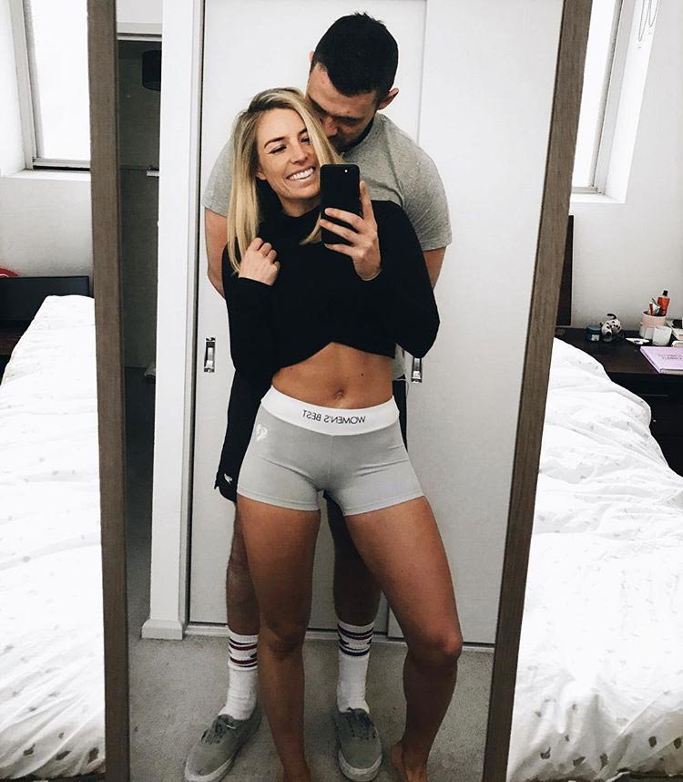 фото до и после обеда, фитнес модель до и после обеда, Софи Аллен, Sophie Allen