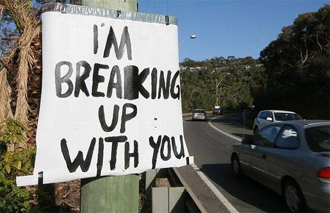 жестокий розыгрыш на телефонных столбах , Предложение руки и сердца на телефонных столбах 