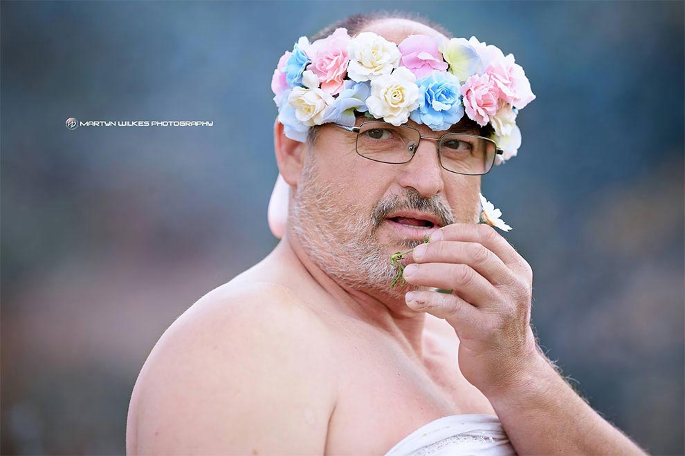 отец двоих детей в беременной фотосессии, отец двоих детей как беременная женщина