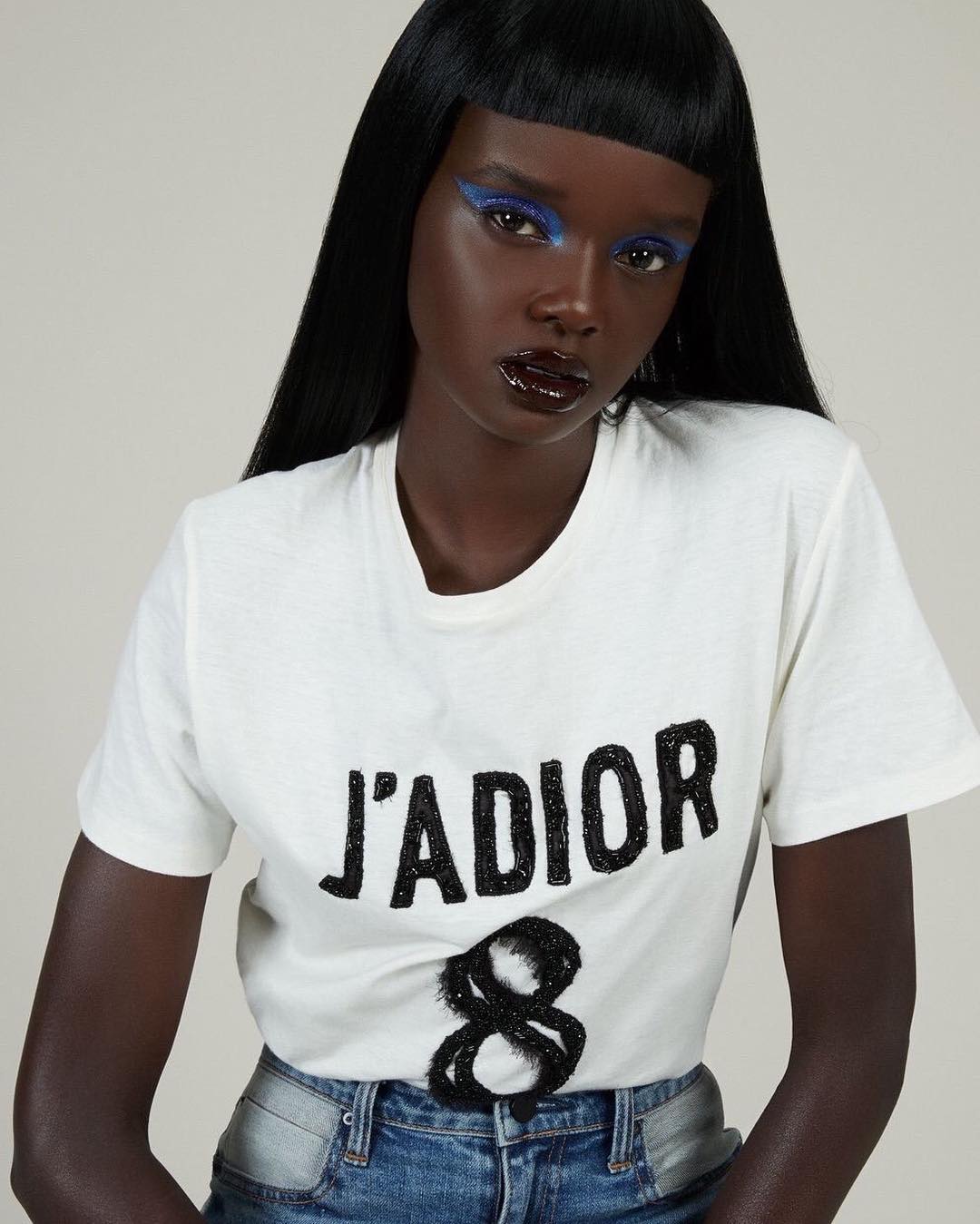 Даки Тот  модель, модель похожая на куклу Барби, Duckie Thot