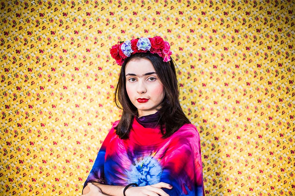 фотограф превращает моделей в Фриду Кало, фотограф в стиле Фриды Кало