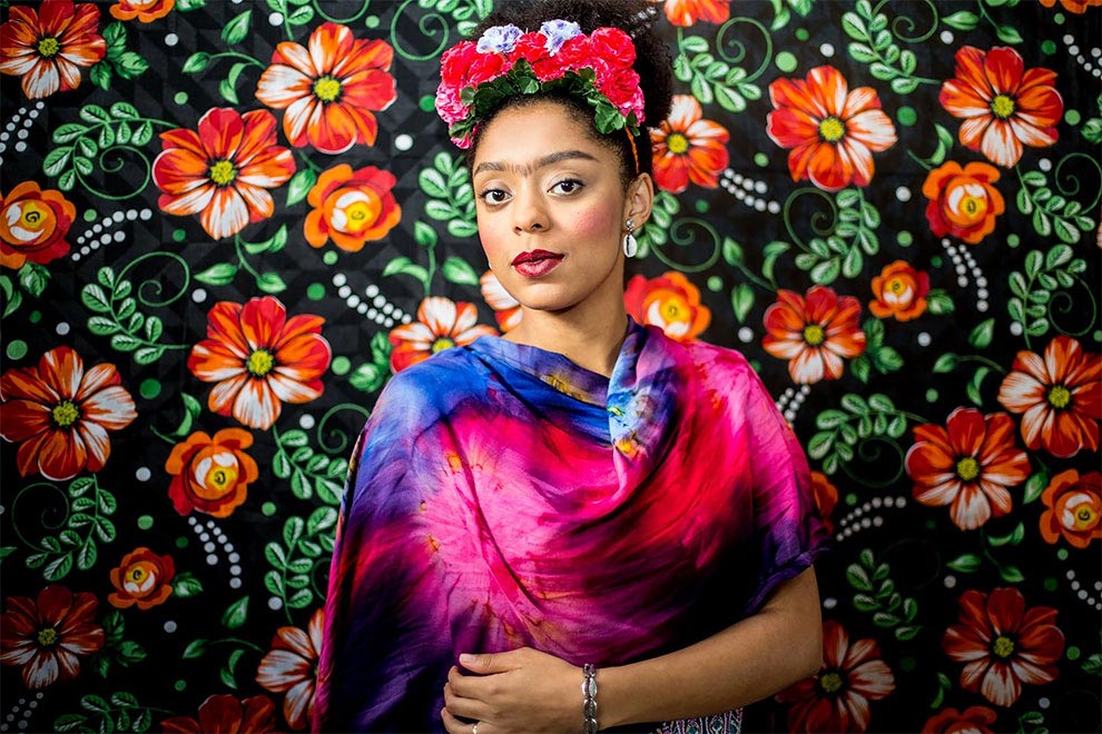 фотограф превращает моделей в Фриду Кало, фотограф в стиле Фриды Кало