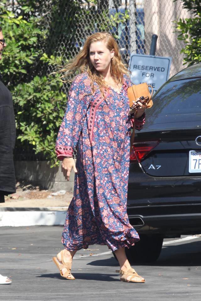 нелепые наряды звёзд, самые безвкусные наряды знаменитостей