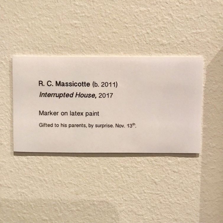 ребёнок нарисовал на стене, дети рисуют на стенах, ребёнок рисует на стенах, рисунок ребенка на стене