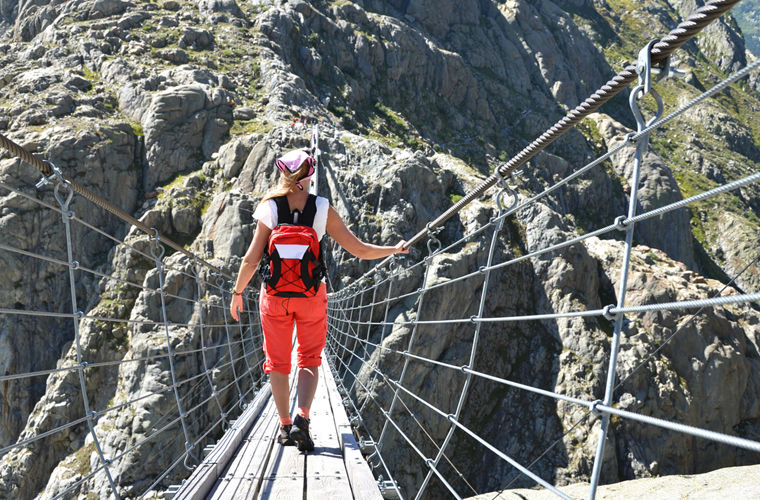 Опасные достопримечательности, которые решатся посетить только самые отчаянные туристы опасные достопримечательности, опасные места