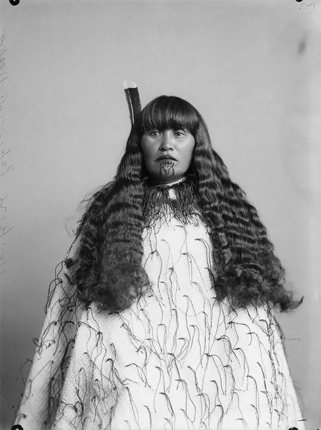 портреты женщин маори, женщины маори с татуировками на подбородках, моко кауаэ