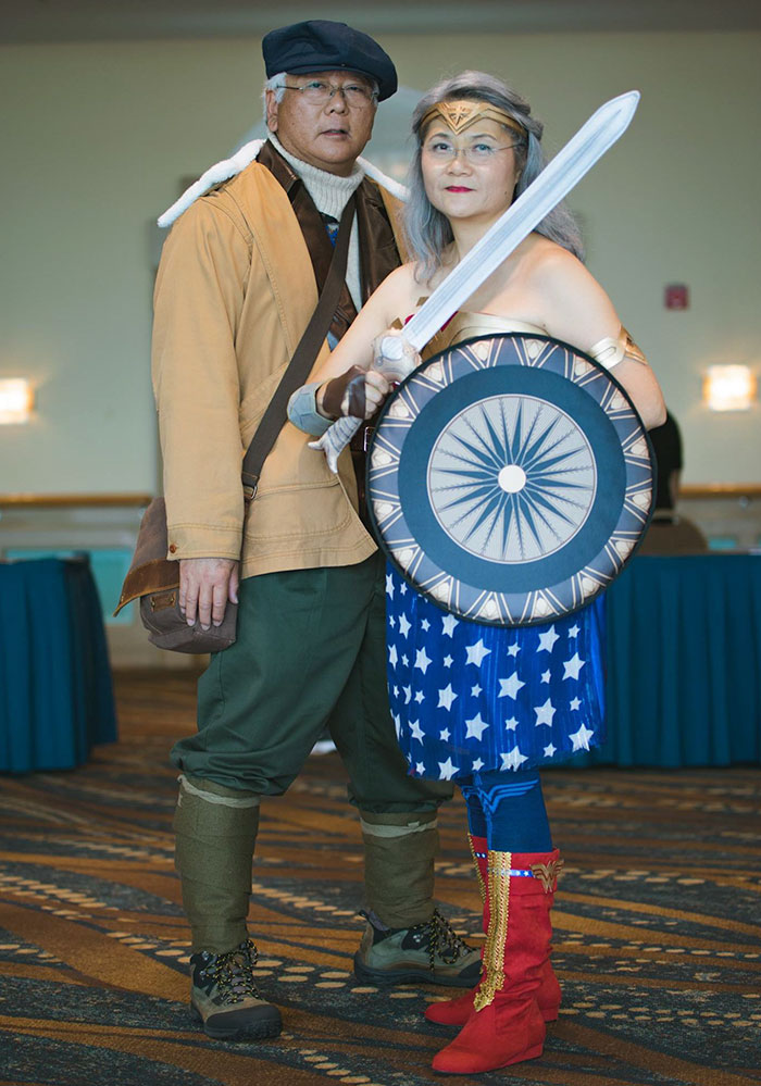 пожилая пара делает косплеи,  Стивен и Милли Тани