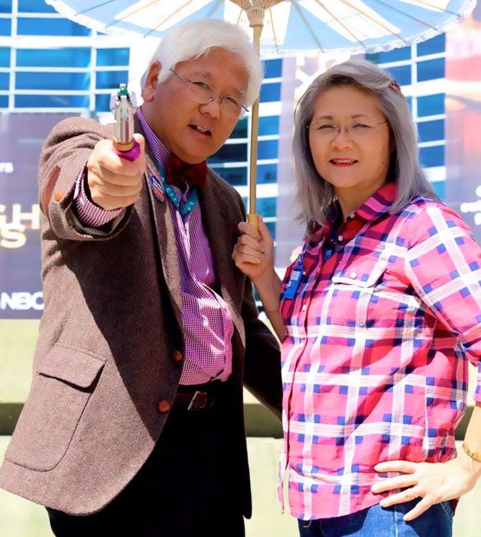 пожилая пара делает косплеи,  Стивен и Милли Тани