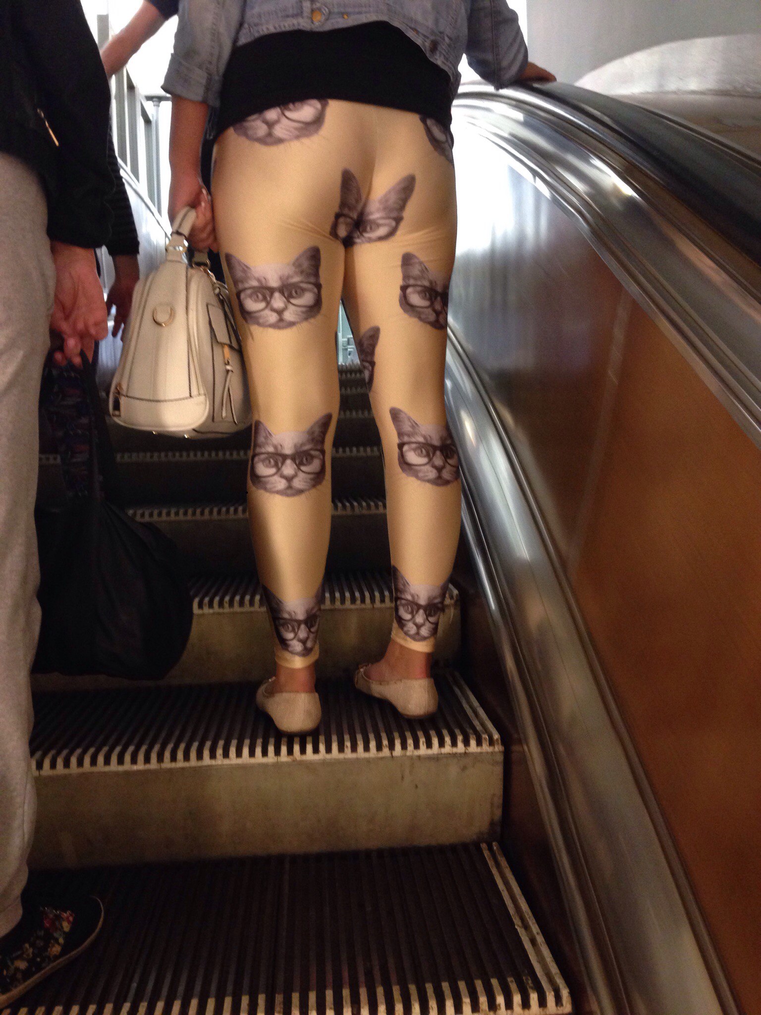 мода петербургского метро, мода метро, модники в транспорте, странные пассажиры метро 