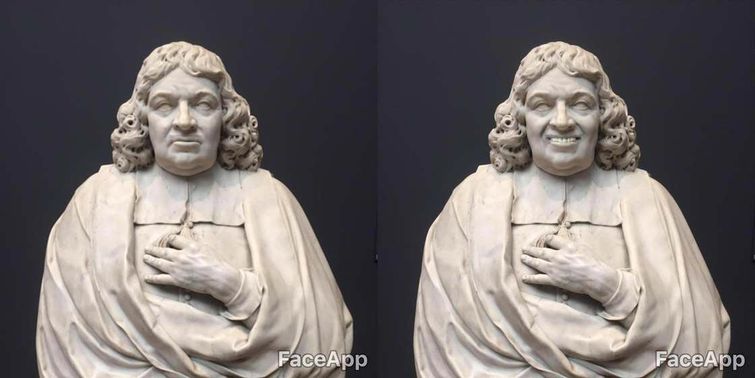 добавил картинам улыбки, добавил статуям улыбку, 