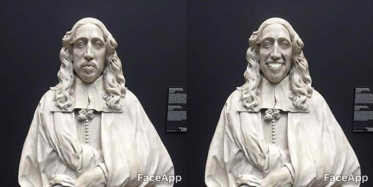 добавил картинам улыбки, добавил статуям улыбку, 