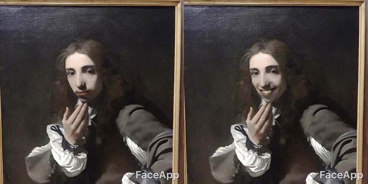 добавил картинам улыбки, добавил статуям улыбку, 