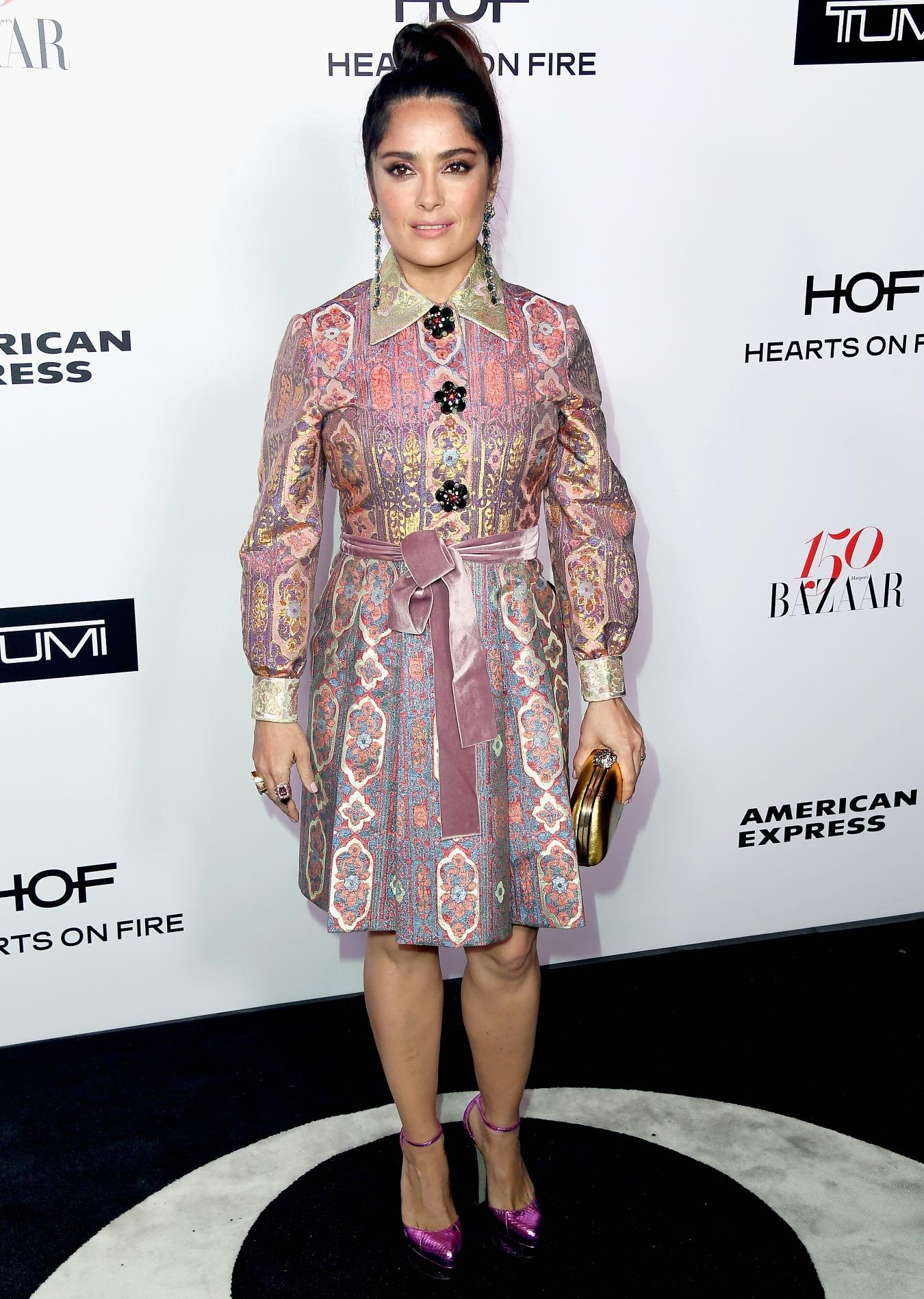 странные образы Сальмы Хайек, безвкусные наряды Сальмы хайек