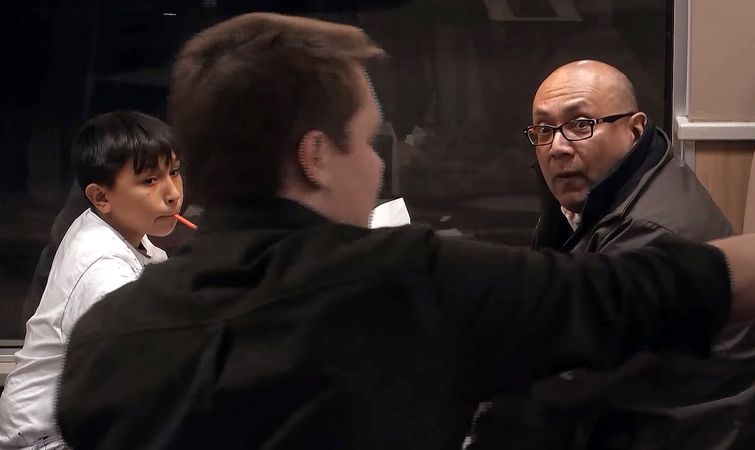 мощное видео, виде эксперимент, видео об издевательствах, социальный эксперимент видео