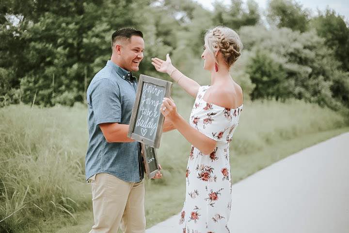 мужчина узнал что станет папой, фотосессия скоро станет папой, трюк фотосессия, хитрая фотосессия