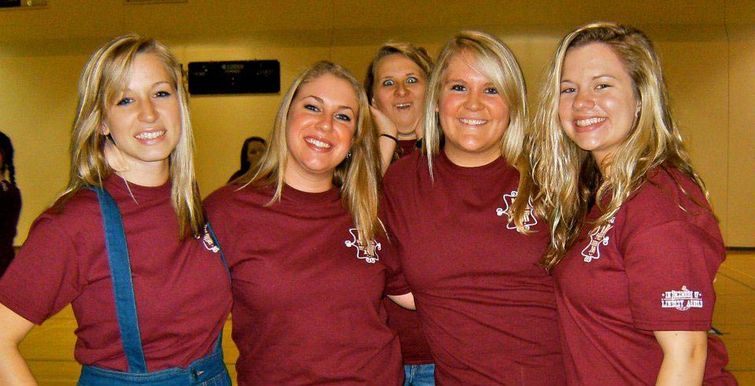 Смешные, находчивые и просто безумные фотобомбы, которые заставят вас взглянуть на фото дважды смешные фотобомбы, безумные фотобомбы