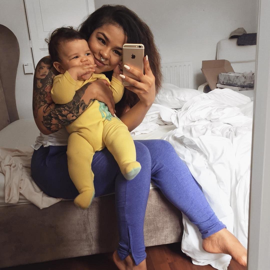 Честные послеродовые фотографии этой мамы, показывающие как на самом деле выглядит женское тело после родов Честные послеродовые фотографии, тело после родов, Мия Редуорт, Mia Redworth)