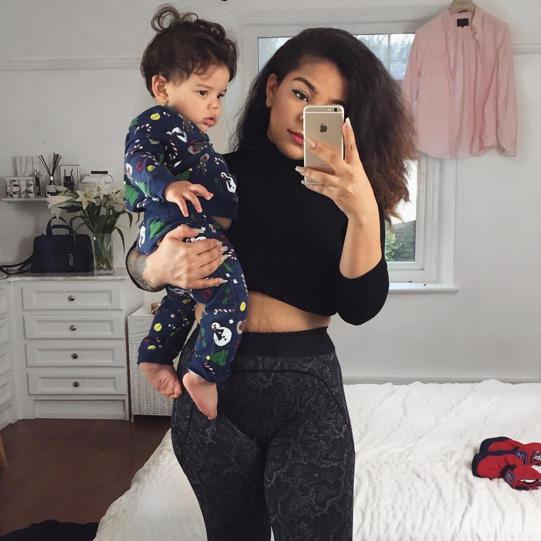 Честные послеродовые фотографии этой мамы, показывающие как на самом деле выглядит женское тело после родов Честные послеродовые фотографии, тело после родов, Мия Редуорт, Mia Redworth)