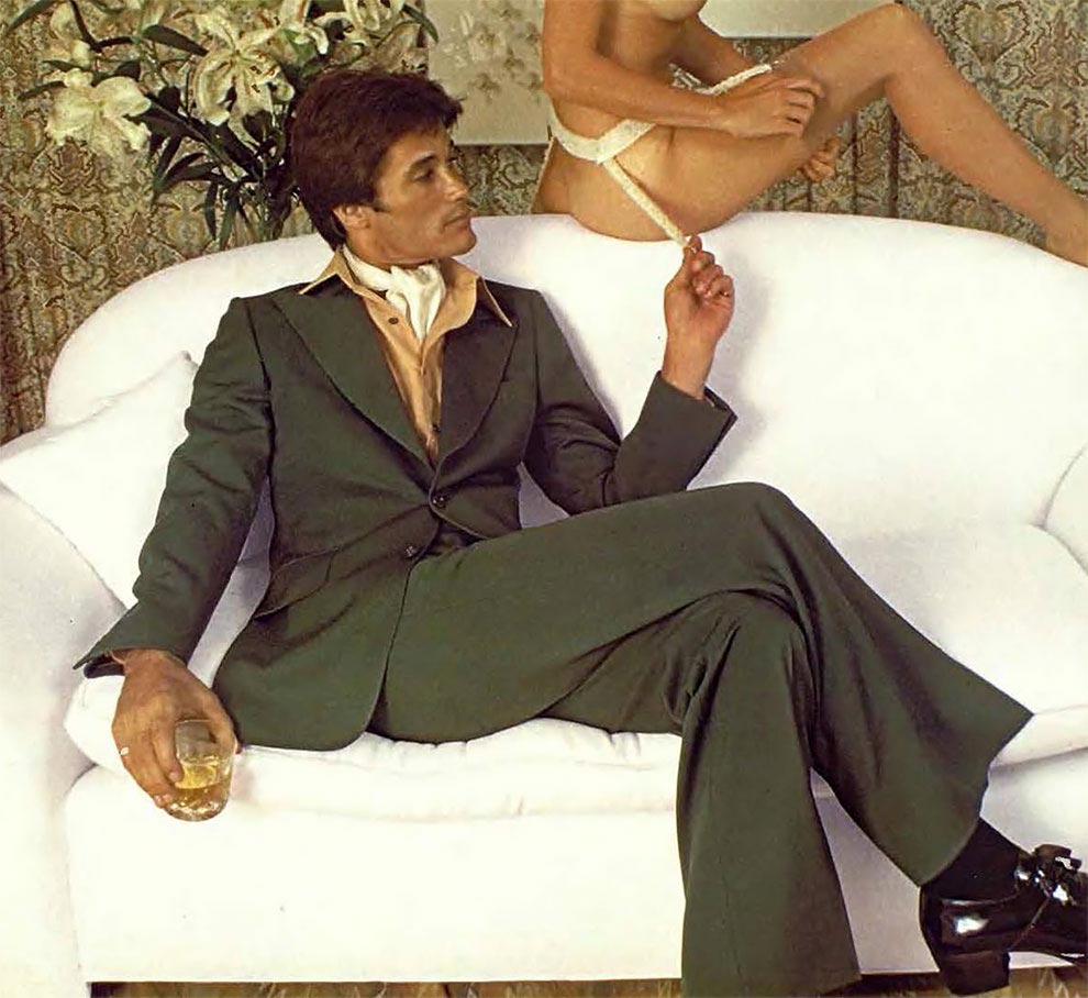 Запредельные мачо из журналов мужской моды 1970-х и их весьма скудно одетые 'подруги' мачо из журналов мужской моды 1970, мужчины мачо из прошлого