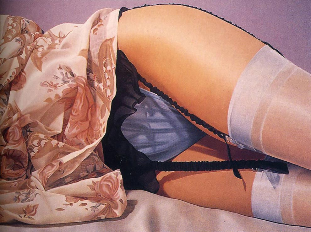 Джона Си. Касер, John C. Kacere, фотреалистичные картины, картины нижней части женского тела в нижнем белье