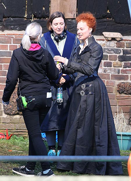 Марго Робби в роли Елизаветы I, Марго Робби в гриме, Марго Робби изменилась до неузнаваемости, Марго Робби полностью изменилась