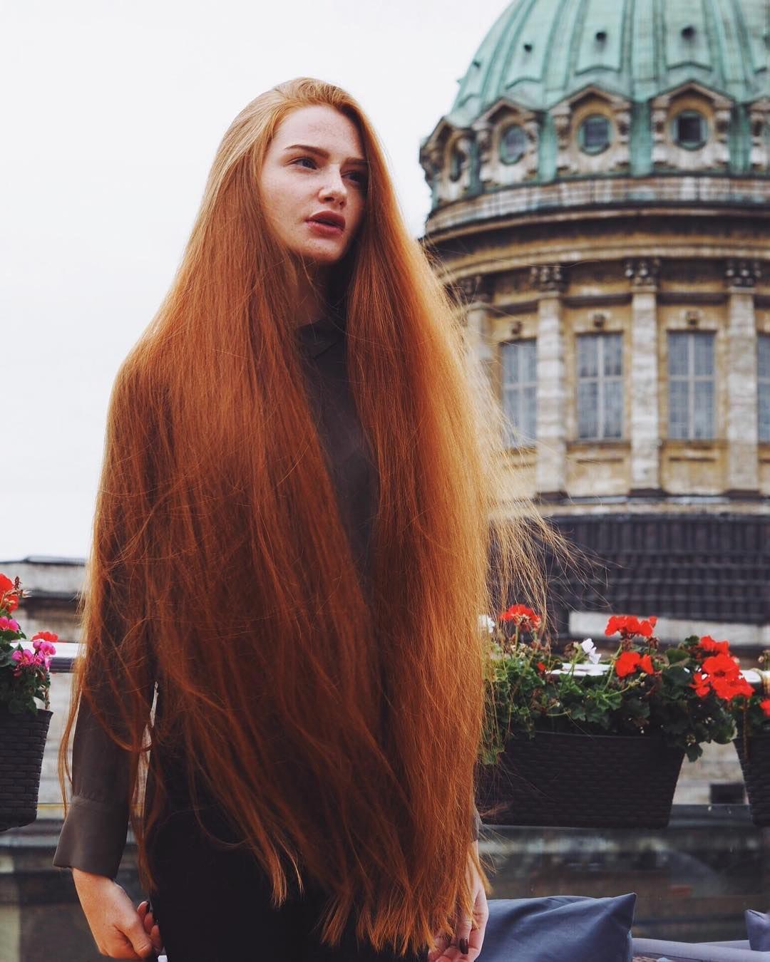 Анастасия Сидорова - русская Рапунцель с роскошными рыжимы волосами, победи...
