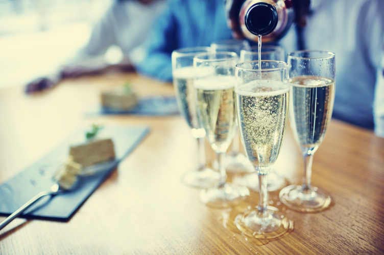 С чем нельзя мешать алкоголь, с чем нельзя смешивать алкоголь 