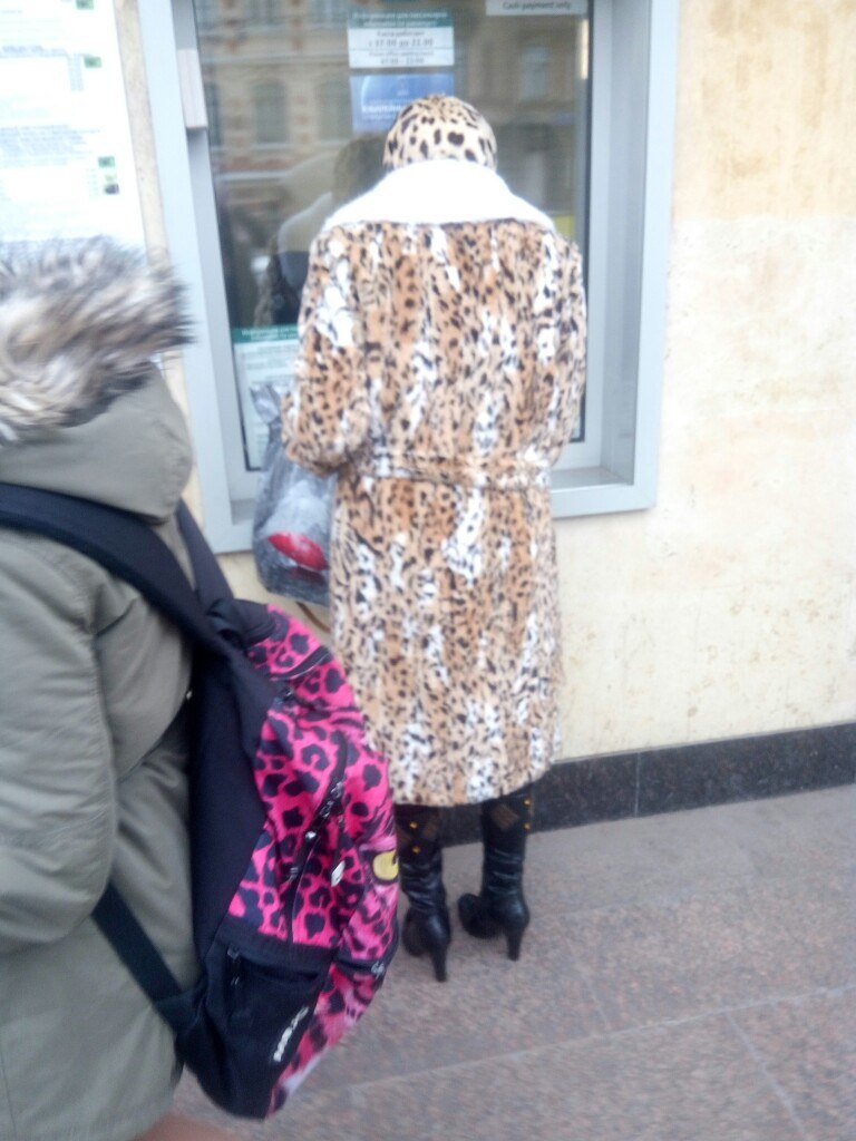 мода петербургского метро, мода метро, модники в транспорте, странные пассажиры метро 