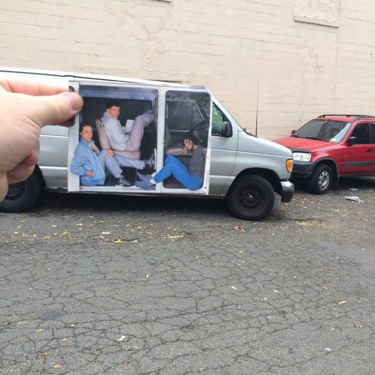 фотоколлаж вставляет фото, фотоколлажи в реальном времени, подставляет части фото к реальности