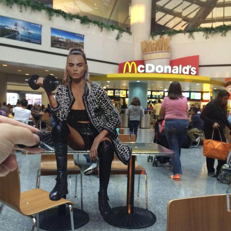 фотоколлаж вставляет фото, фотоколлажи в реальном времени, подставляет части фото к реальности